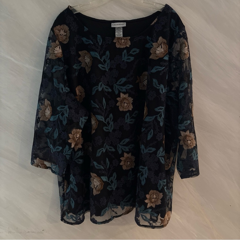 Catherines Women’s 3X Black Floral Mesh Embroidered 3/4 Sleeve Flowy Blouse